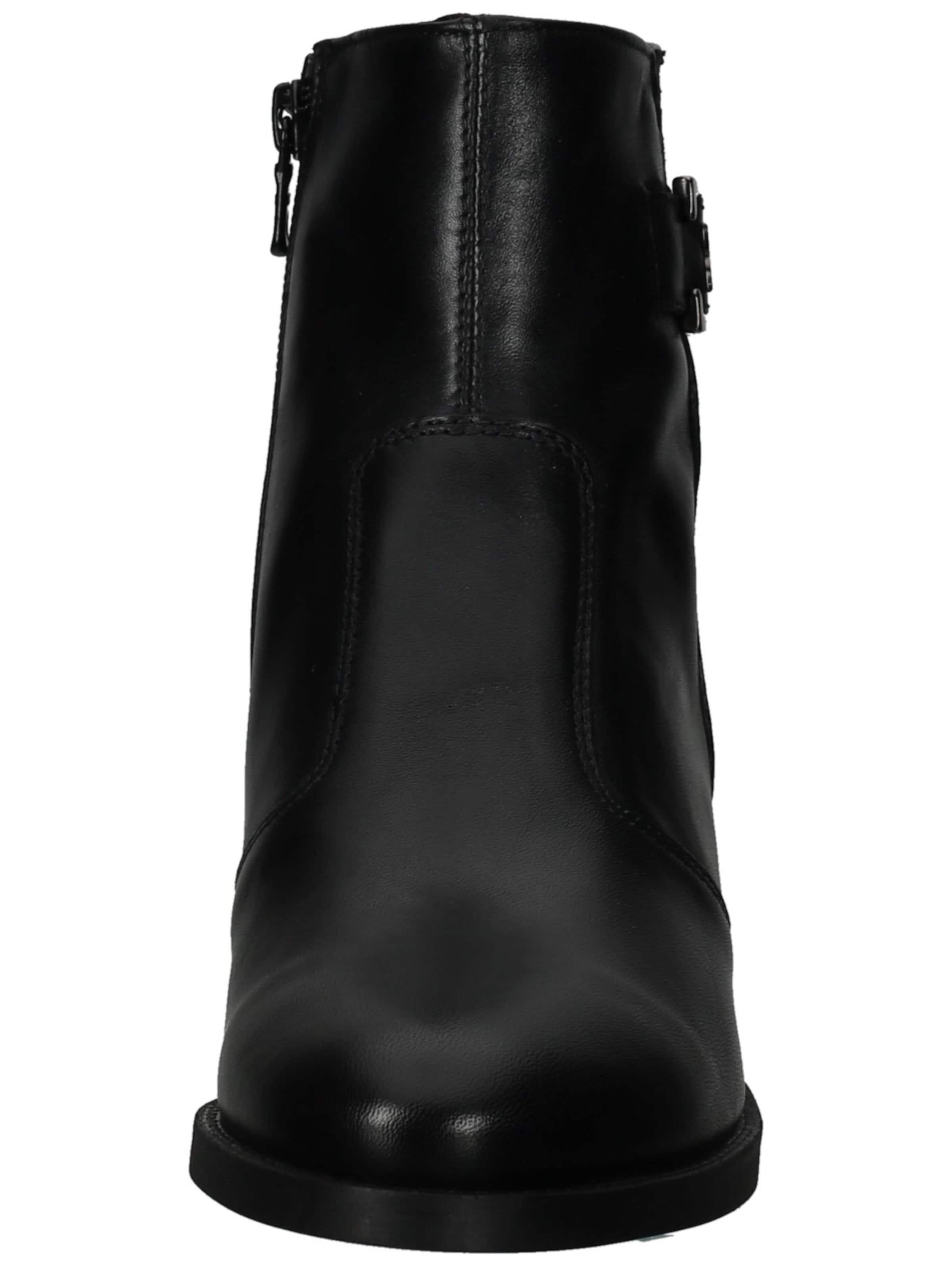 Nero Giardini Ankle Boots in Black