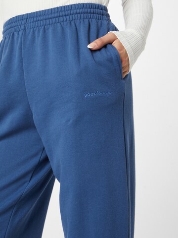 Tapered Pantaloni de la Boux Avenue pe albastru