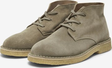SELECTED HOMME Chukka Boots in Green