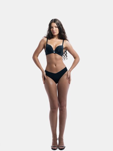 GOD SAVE QUEENS Push-up BH 'Second Skin Teardrop Push Up Bra' in Zwart