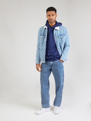 Champion Authentic Athletic Apparel Sweatshirt in Blauw