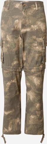 DAN FOX APPAREL Tapered Cargo Pants 'Kadir' in Green: front