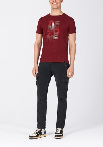 TIMEZONE T-Shirt in Rot