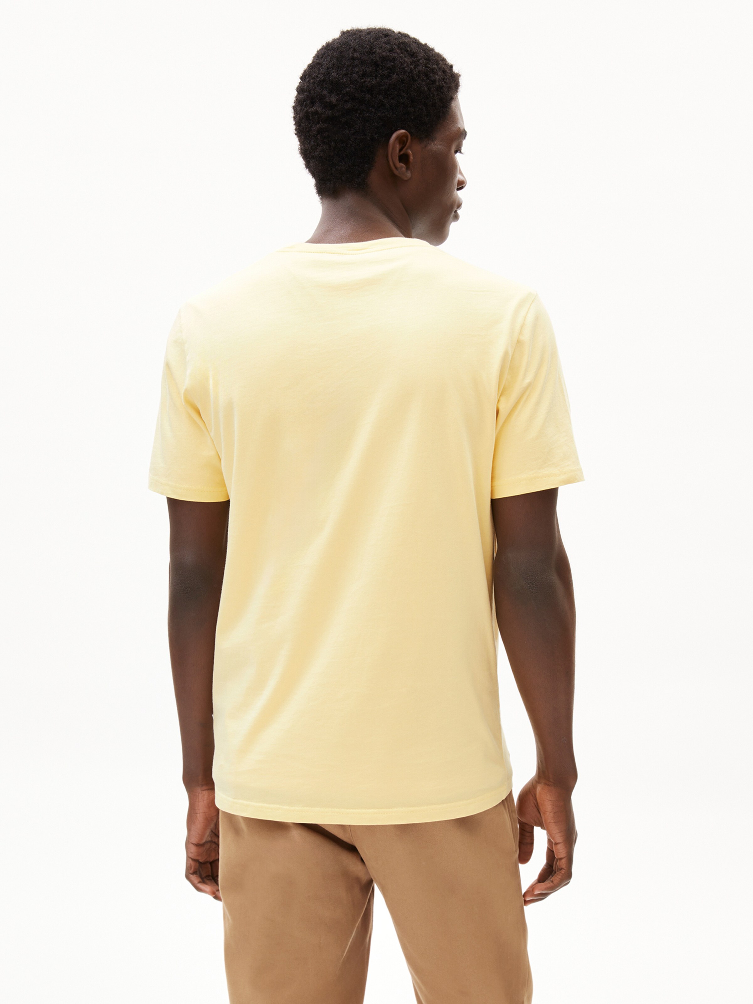 Coupe regular T-Shirt ' JAAMES ' ARMEDANGELS en jaune