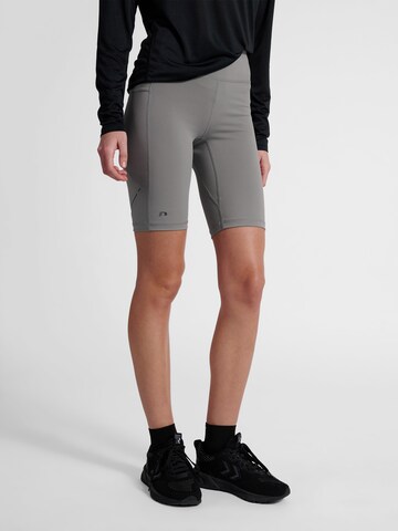 Coupe slim Pantalon de sport 'Race' Newline en gris