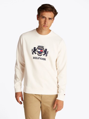 TOMMY HILFIGER Sweatshirt in Wit: voorkant