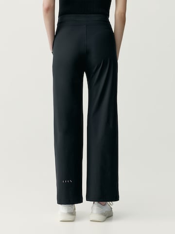 Born Loosefit Sportbroek 'Halia' in Zwart