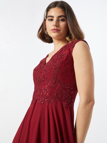 LUXUARVečernja haljina - crvena boja