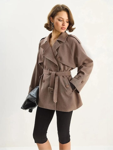 Bianco Lucci Between-seasons coat in Brown