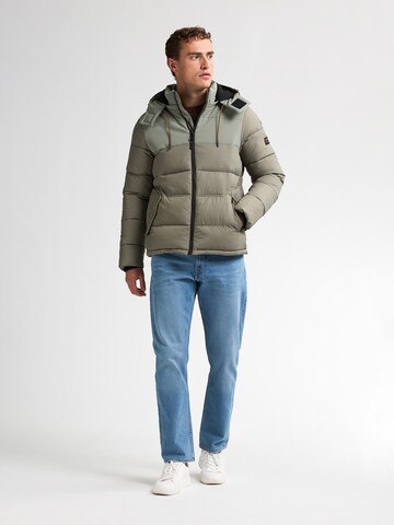 Veste mi-saison 'Yukon' Petrol Industries en vert