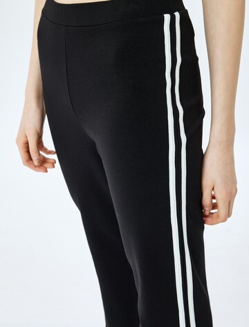 Koton Flared Legging in Schwarz