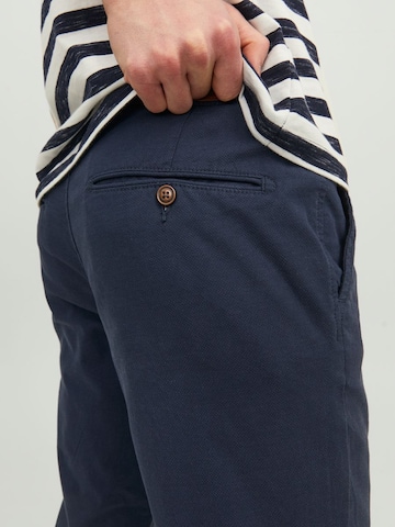 Regular Pantalon chino 'Marco' JACK & JONES en bleu