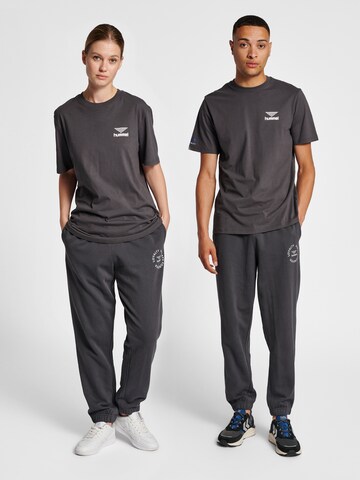 Hummel Tapered Sportbroek in Zwart