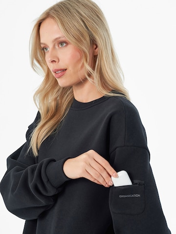 Organication Sweatshirt in Schwarz