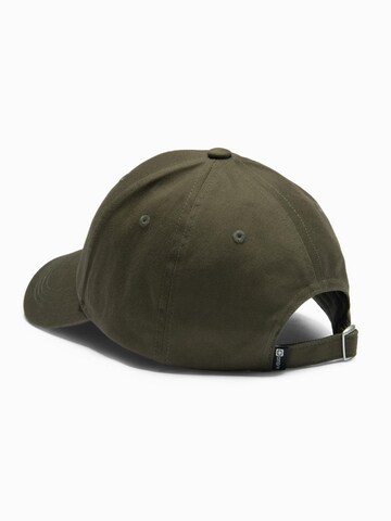 Ombre Cap in Green
