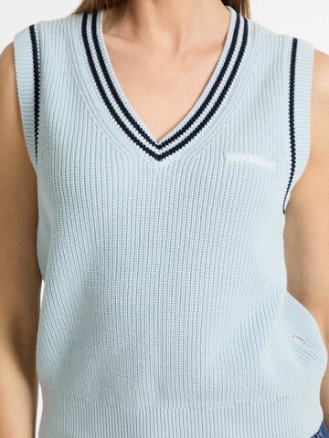 GUESS Pullunder in Blau