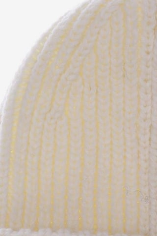 UGG Hut oder Mütze One Size in Weiß