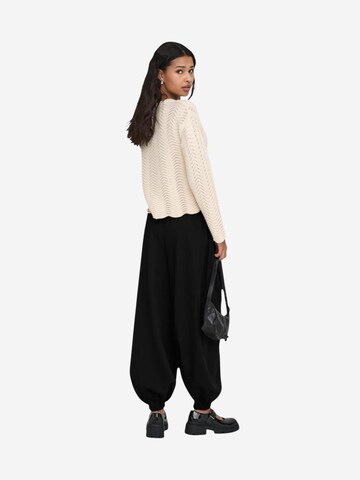 Wide leg Pantaloni 'JDYPALOMA MW LOOSE PANT WVN NOOS 15377891' di JDY in nero