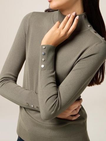 Pullover di oltre in verde