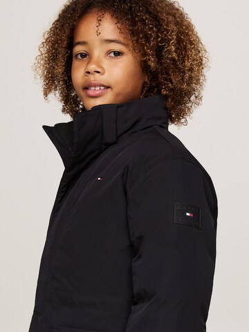 TOMMY HILFIGER Kabát - Čierna