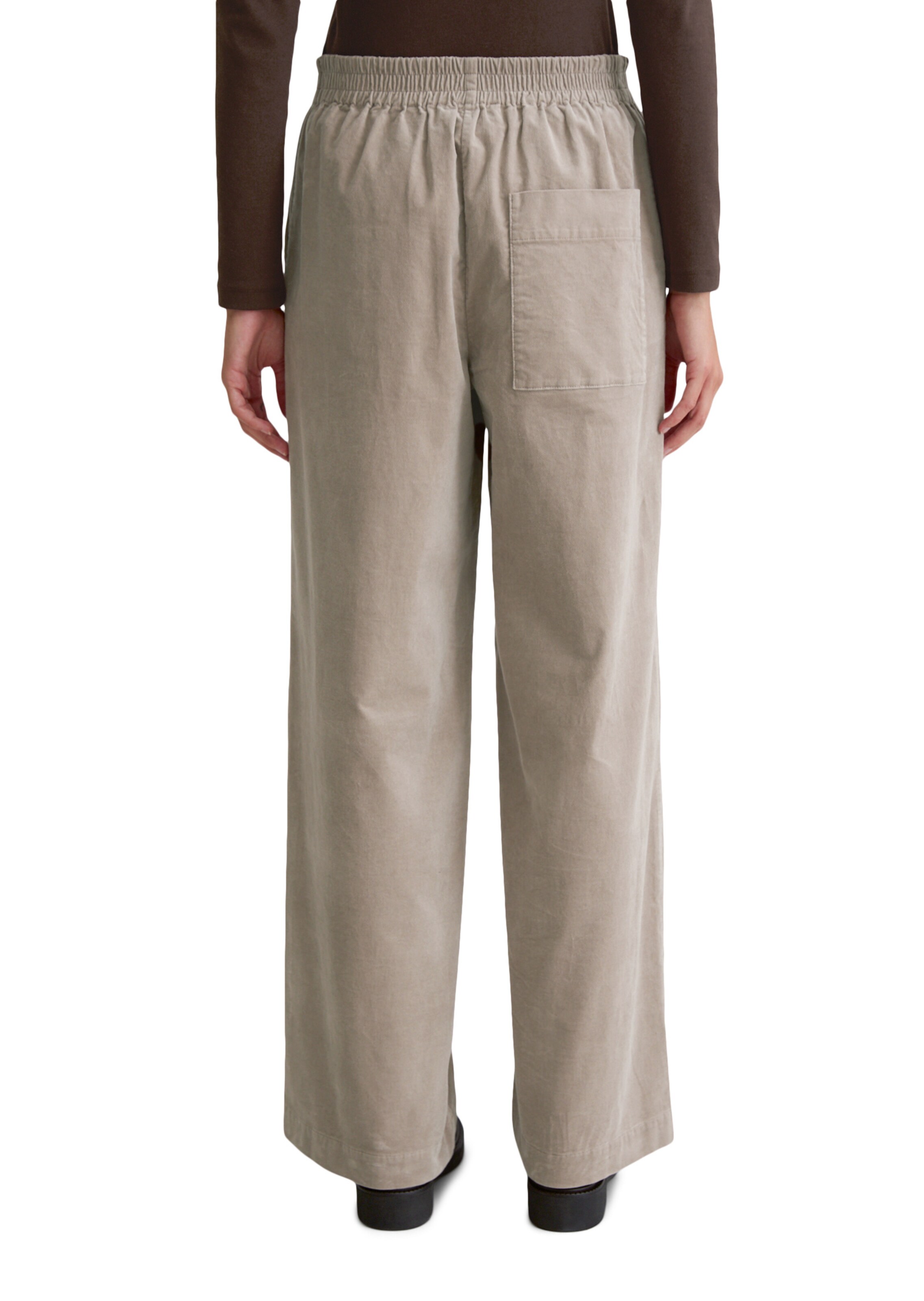 Marc O'Polo Loose fit Pants in Beige: front