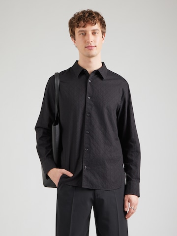 Calvin Klein Comfort Fit Πουκάμισο σε μαύρο: μπροστά