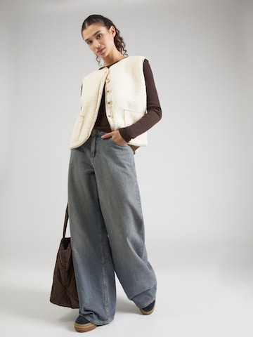 Sublevel Vesta – bílá