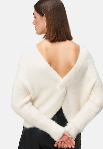 Pull-over zero en blanc