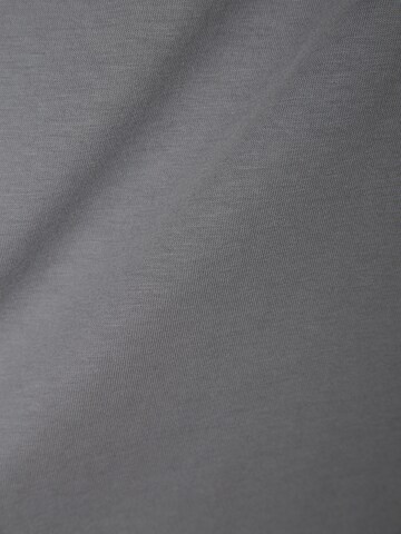 Calvin Klein Jeans Plus Shirt in Grau
