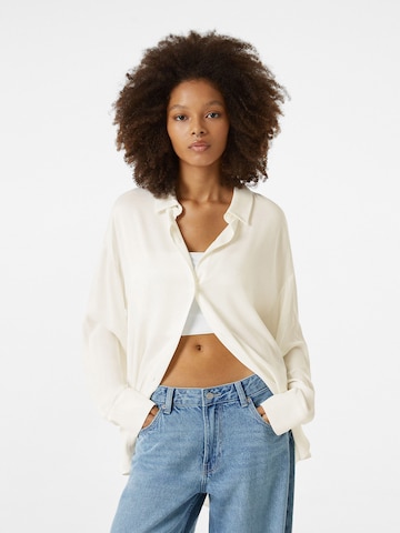 Bershka Blouse in Zwart: voorkant