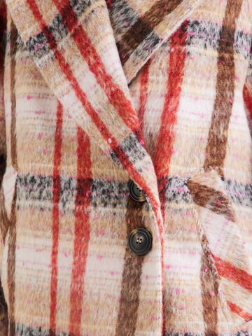 Cappotto di mezza stagione di YAS in beige