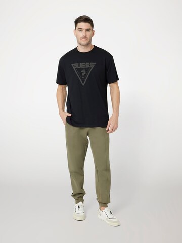 GUESS T-Shirt in Schwarz