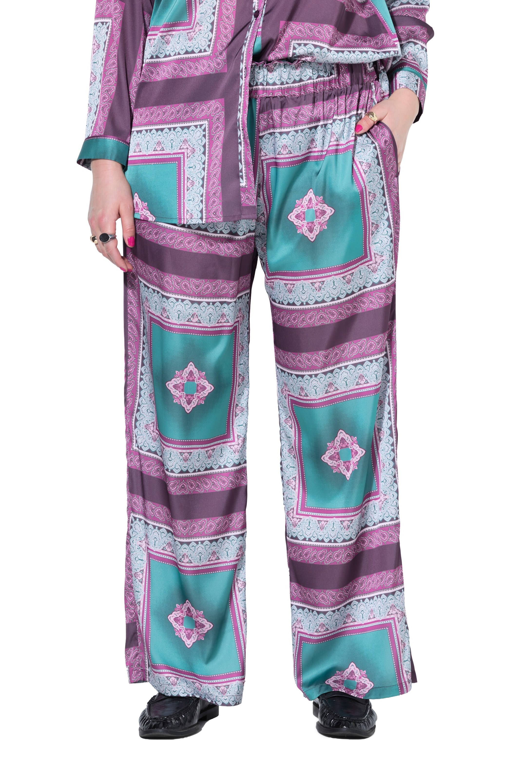 Studio Untold Wide leg Trousers in Mixed colours: front
