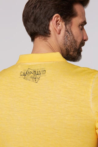 CAMP DAVID Poloshirt in Gelb