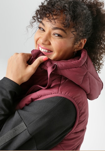 Aniston Weste in Rot