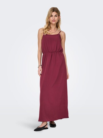 Robe 'ONLNova' ONLY en rouge : devant