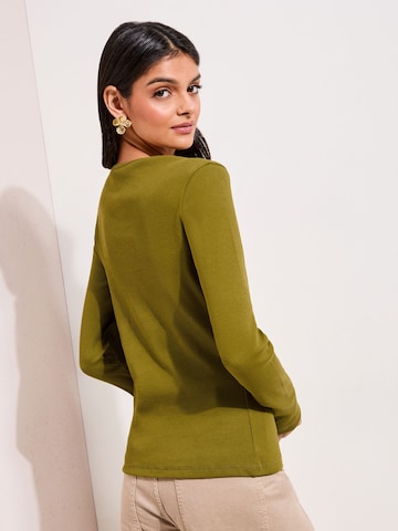 Friends Like These Вязаная кофта в Зеленый