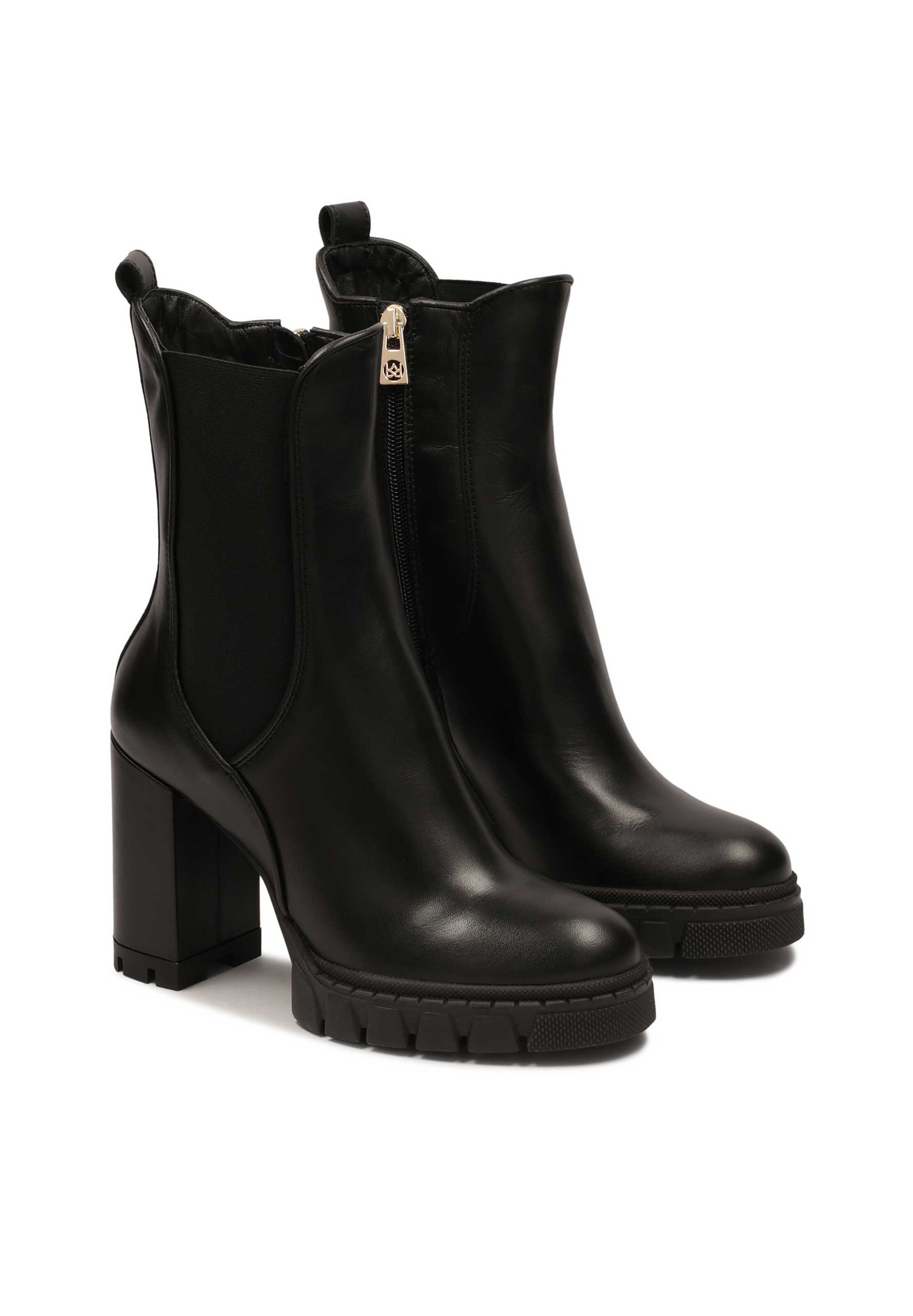 Kazar Bootie in Black