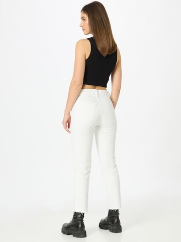 GAP Regular Панталон в бяло