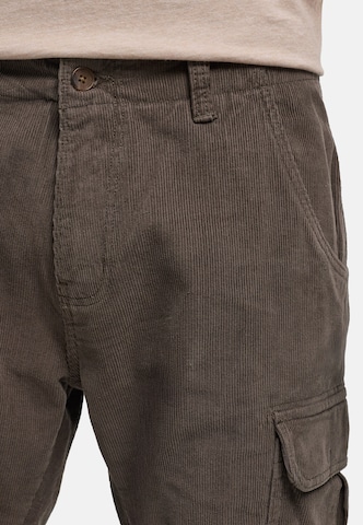 INDICODE JEANS Regular Cargoshorts 'Monroe' in Braun
