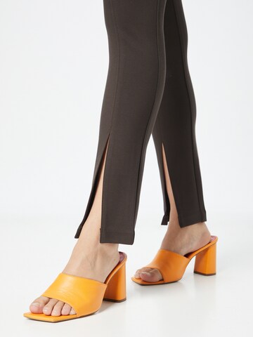 GAP Skinny Leggings in Brown