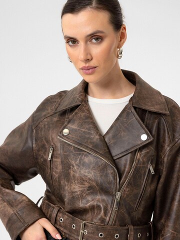 Antioch Tussenjas 'Andreea' in Bruin