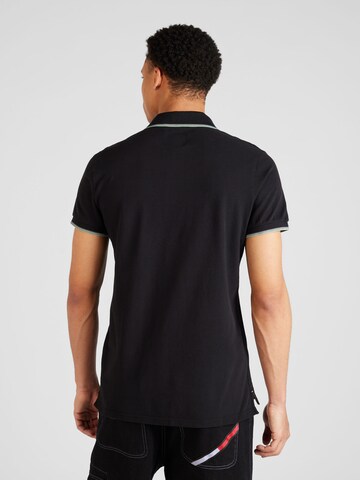 Tricou de la CAMP DAVID pe negru