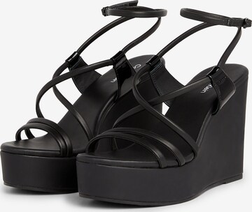 Calvin Klein Sandalen met riem in Zwart