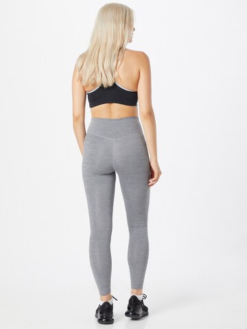 NIKE Skinny Sporthose in Grau