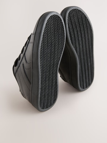 Next Sneakers in Zwart