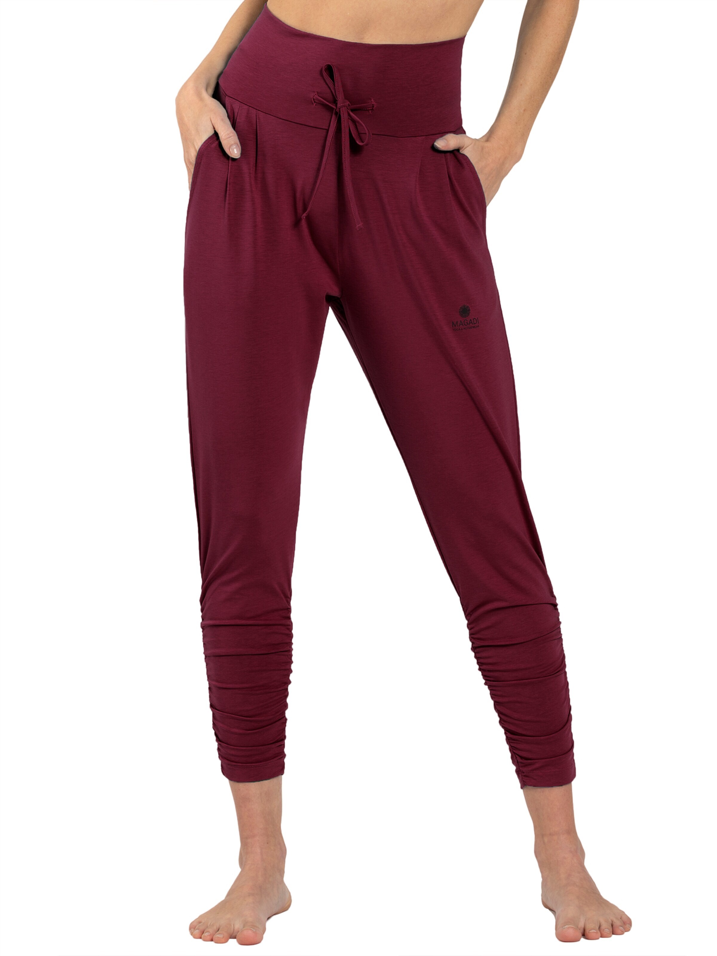Magadi Regular Workout Pants 'Francis' in Red