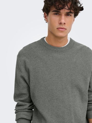 Pullover di Only & Sons in grigio