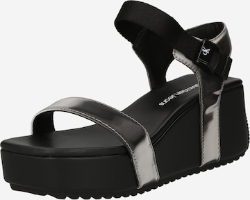 Calvin Klein Jeans Regular Strap sandal in Black: front