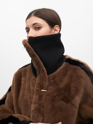 Lola CasademuntPrijelazna jakna - smeđa boja